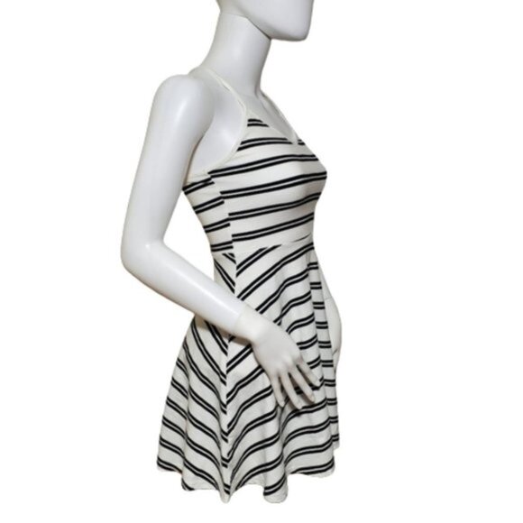 So Striped Spaghetti Strap Racerback Short Sundress – Size XS - Picture 9 of 11